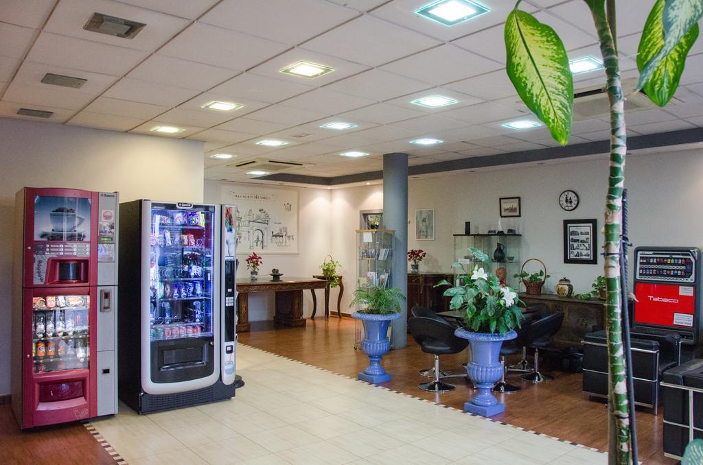 Hotel Ciudad De Alcala à Alcalá de Henares Extérieur photo